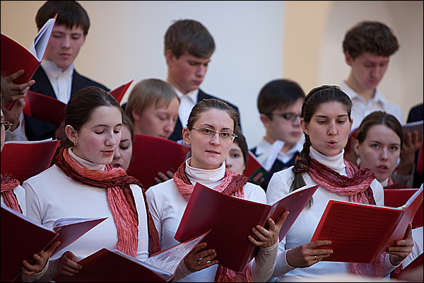 Молодежный хор Школы духовного пения при храме св. мц. Татианы