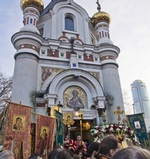 В Рождественскую ночь прошла первая служба в новом храме святого Георгия Победоносца в Екатеринбурге