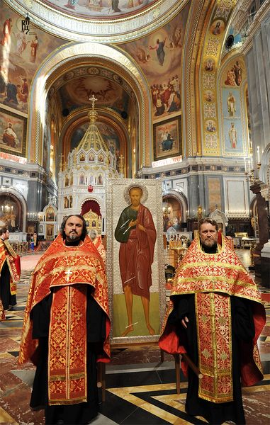 Перед крестным ходом. Фото www.patriarchia.ru 