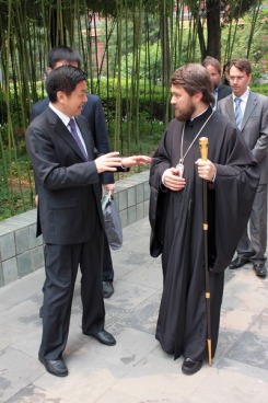 Рабочий визит митрополита Волоколамского Илариона в Китай