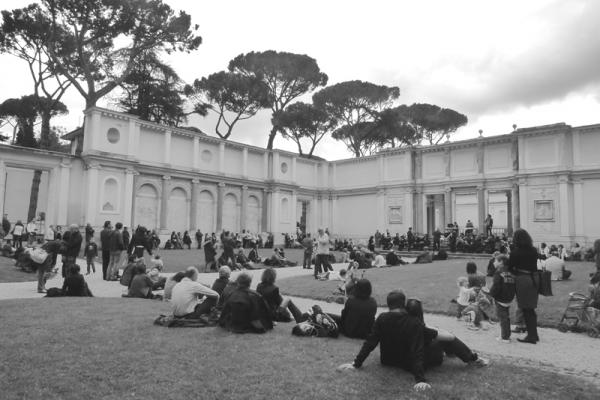 Villa Giulia. Концерт классической музыки во дворике Этрусского музея