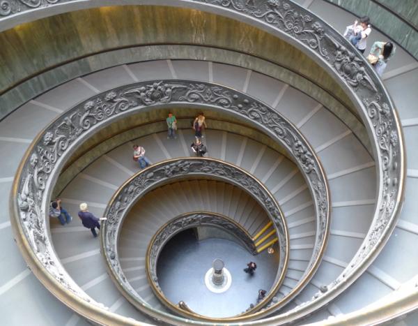 Musei Vaticani. Лестница
