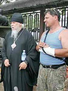 Епископ Смоленский и Вяземский Пантелеимон: Церковь будет помогать тем жителям Крымска, которым не помогает государство