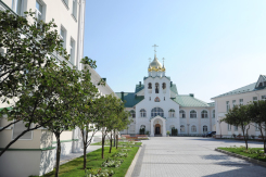 Святейший Патриарх Кирилл возглавил торжественный акт, посвященный открытию нового комплекса зданий Коломенской духовной семинарии