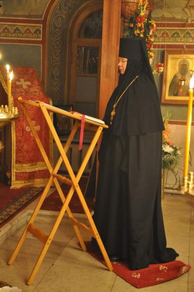Матушка Иулиания читает канон, 4 ноября 2012 года 
