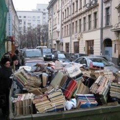 44% россиян не читают книг