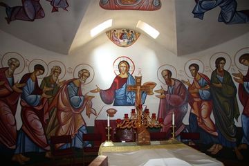 Евхаристия. Фреска Е.П.Озолиной в алтаре храма Свято-Владимирской семинарии