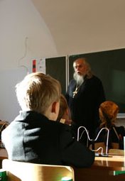 В Москве прошел круглый стол 'Воспитательные задачи православных и православно ориентированных школ'