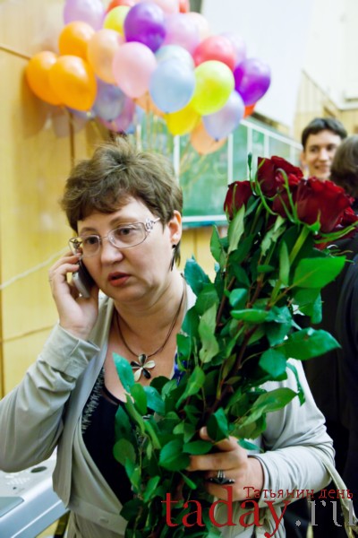 Старший преподаватель О.А. Воронова - один из руководителей общества выпускников журфака.
