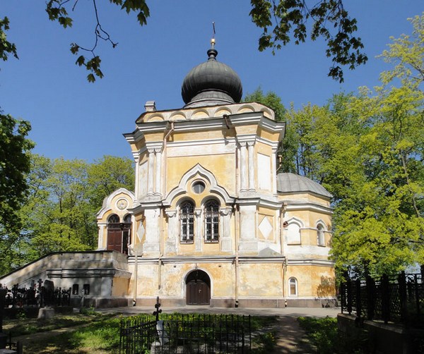 Никольский храм Никольского кладбища Александро-Невской Лавры